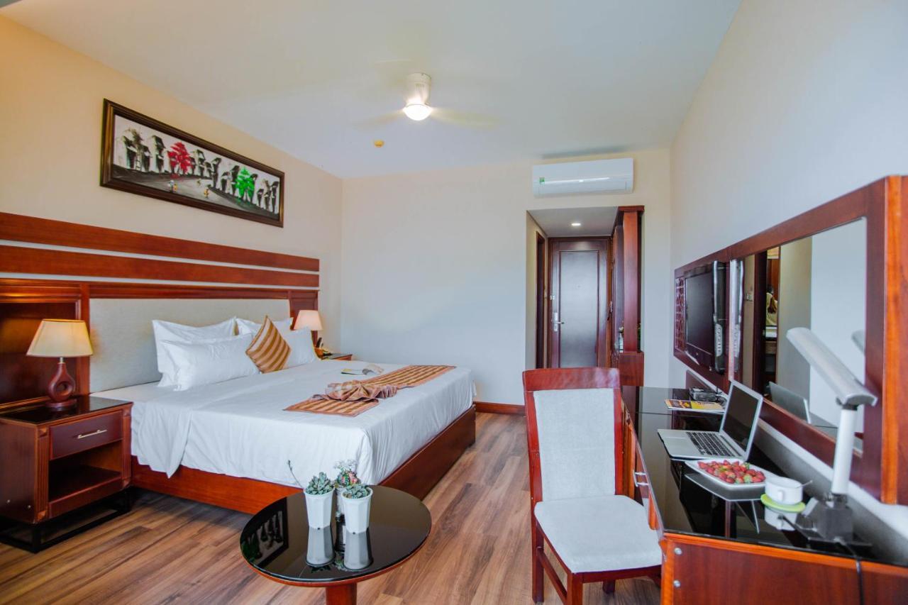 Minh Toan Athena Hotel Da Nang Bagian luar foto