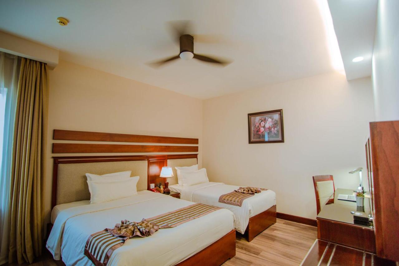 Minh Toan Athena Hotel Da Nang Bagian luar foto
